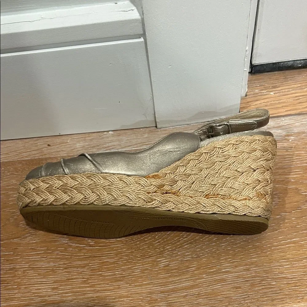 Stuart Weitzman Metallic Wedge Sandals, Size 7.5 - Picture 4 of 16